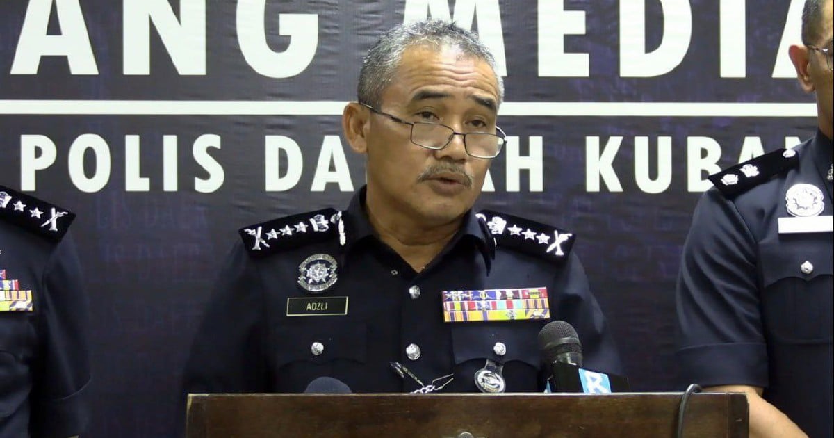 Policeman in crash that killed teen detained, cooperated fully