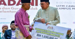 Pondok teachers must master AI, says Anwar