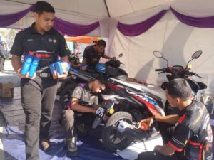 Program Madani Rakyat Negeri Sembilan: Topi keledar, minyak pelincir diedar percuma