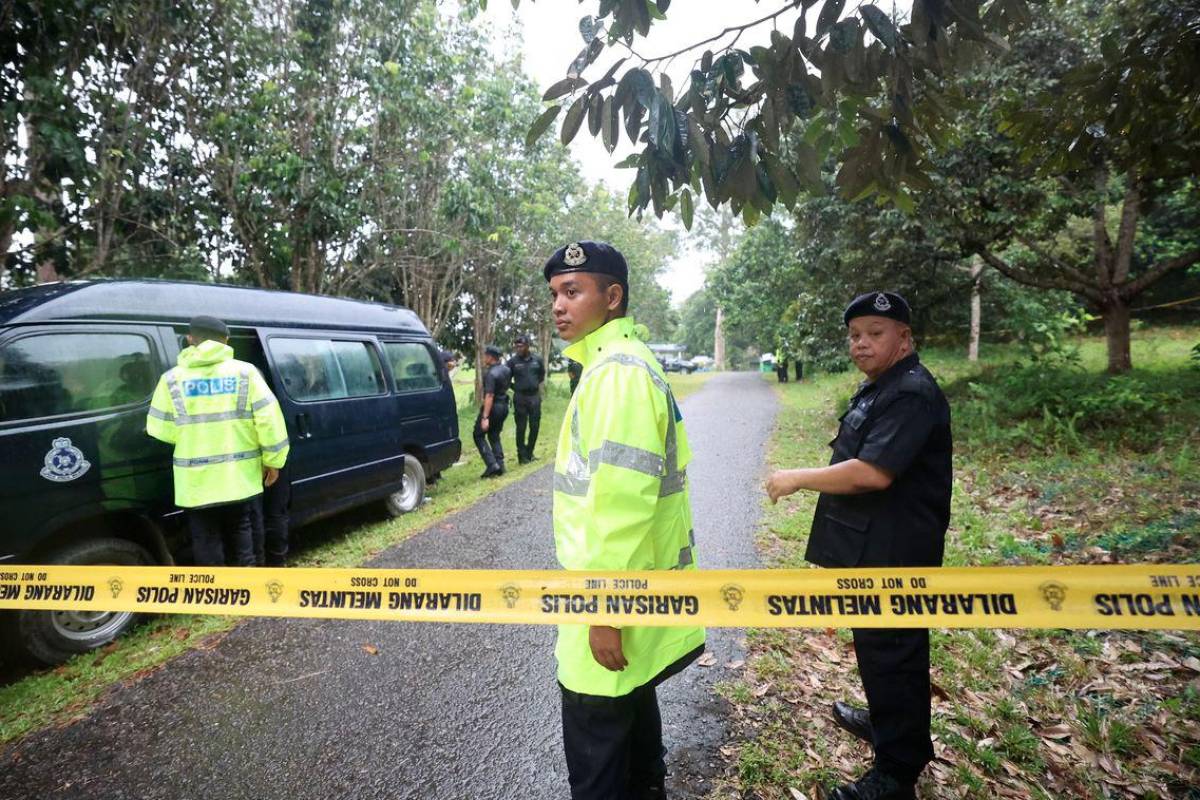 Proses gali semula kubur Zara Qairina selesai malam ini