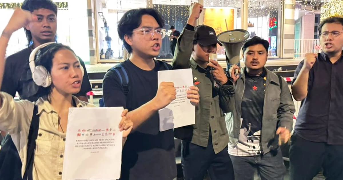 Protesters call for action on Zara Qairina, MACC and reforms