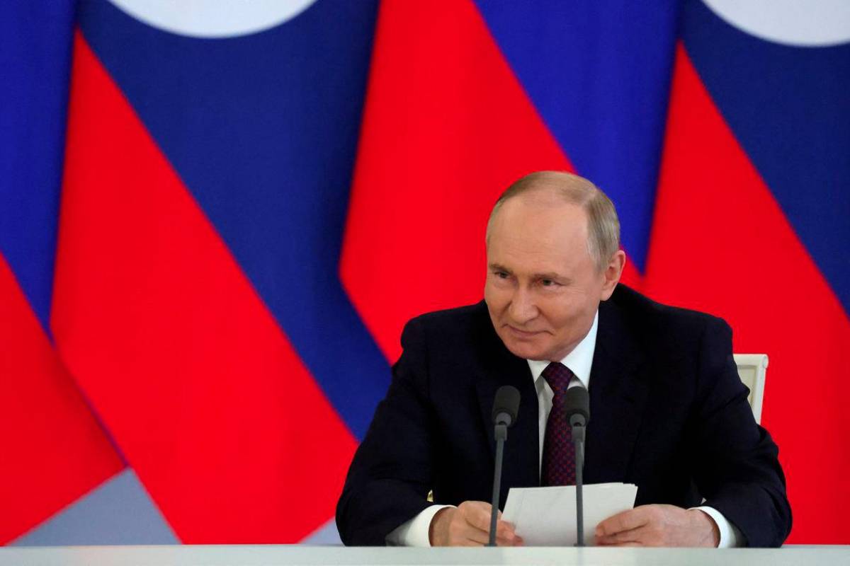 Putin hopes Ukraine talks continue despite Trump deadline