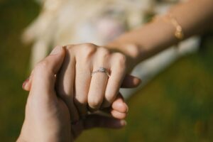 QuickCheck: Did the phrase 'tying the knot' come from an actual wedding ritual?