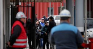 Rescuers recover body of trapped worker at Chile copper mine