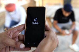 Ribuan Pekerja TikTok Di Asia Tenggara dan UK Dibuang Kerja Kerana Digantikan Dengan AI