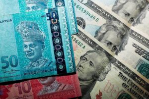Ringgit naik berbanding dolar US dan mata wang utama