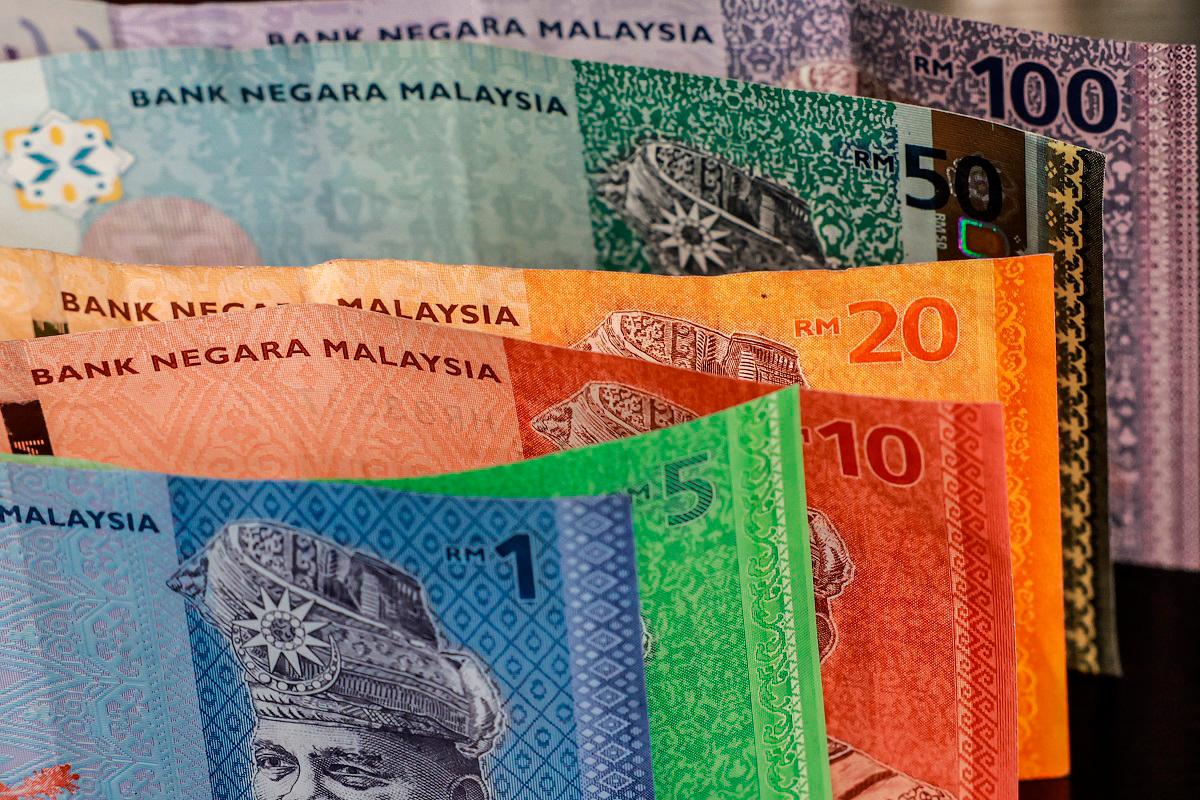 Ringgit opens firmer against US dollar amid rate cut expectations