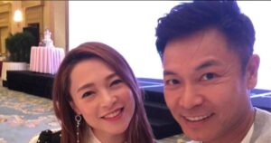 #SHOWBIZ: Actor Roger Kwok ignored while handing out flyers