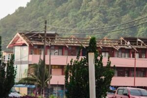 SK Perlis school roof damaged by storm, 207 students switch to home learning