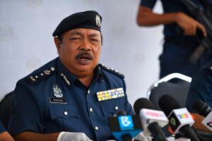 Sarawak Customs seize RM2.3 million in contraband goods in Sibu raids