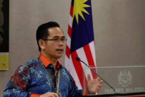 Sarawak faces over 220 fire hotspots, senator urges burning ban
