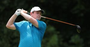Scotland's MacIntyre fires 64 to stay atop BMW Championship