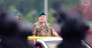Scrap Black Hawk plan, king orders defence ministry