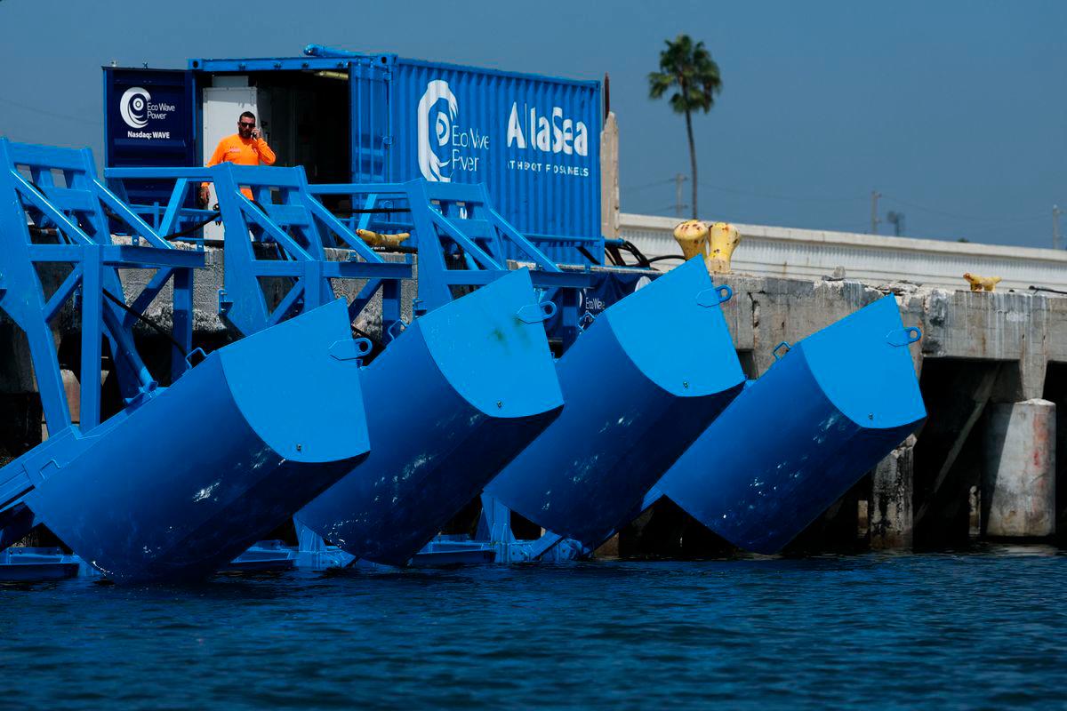 Sea power turned into energy at Los Angeles port