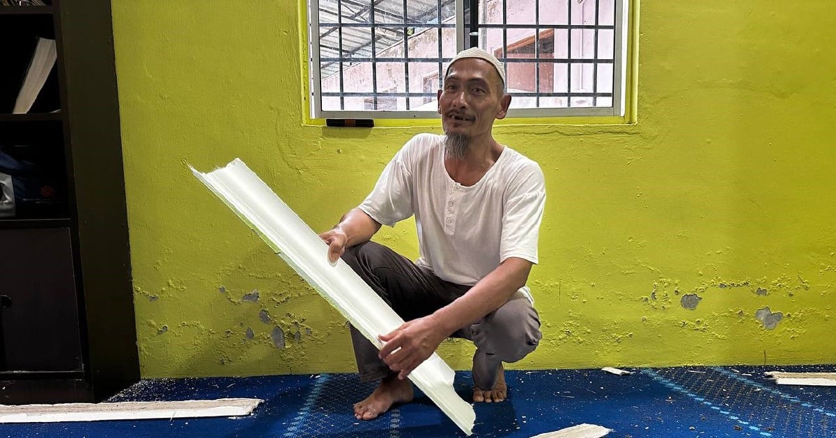 Segamat quake: Imam, congregants escape falling ceiling plaster