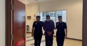 Selangor Religious Department officer pleads not guilty to accepting bribe