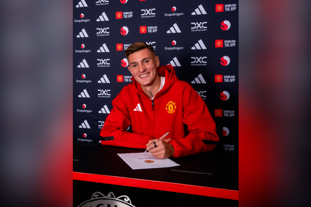 Sesko completes Manchester United’s new-look forward line-up