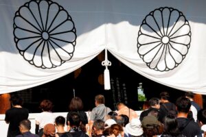 South Korea criticises Japanese officials' visit to Tokyo war shrine