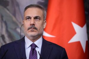 Syrian Kurdish YPG should stop delaying Syria integration, Turkey says