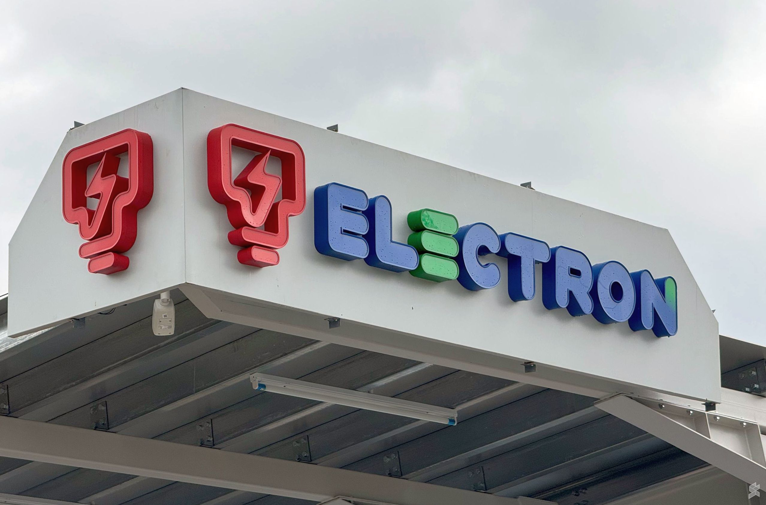 TNB Electron turns on 180kW DC Charger at Machap R&R Southbound, free for limited time