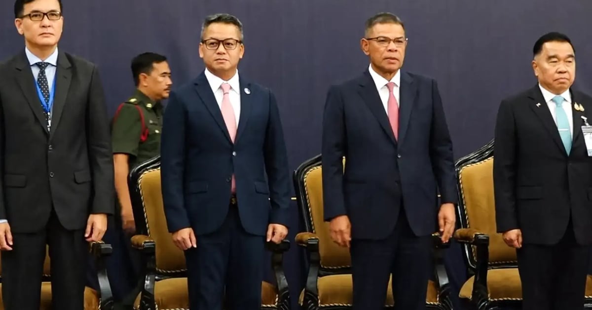 Thailand, Cambodia agree to temporary border monitors
