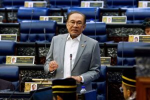 Thailand and Cambodia should reach common ground in peace talks by Aug 7, says Anwar