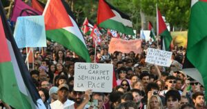 Thousands protest Israeli siege of Gaza near Venice Film Festival