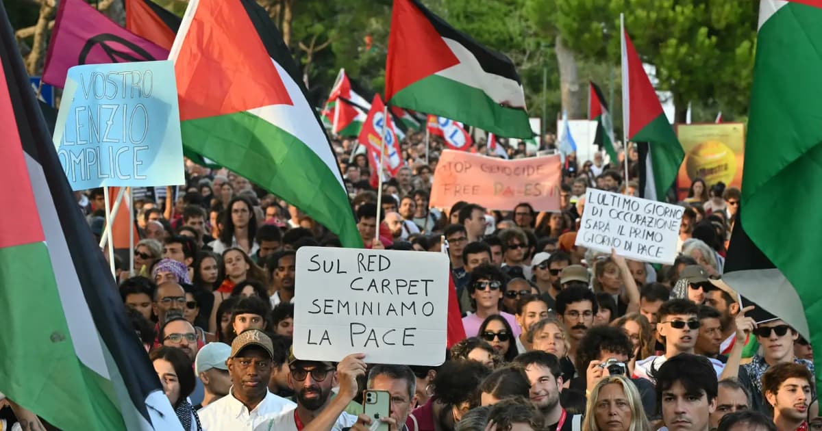 Thousands protest Israeli siege of Gaza near Venice Film Festival