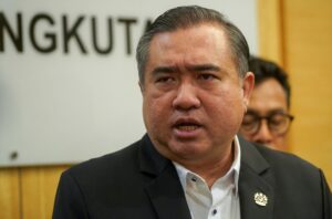 Tidak perlu menangguk di air keruh – Anthony Loke