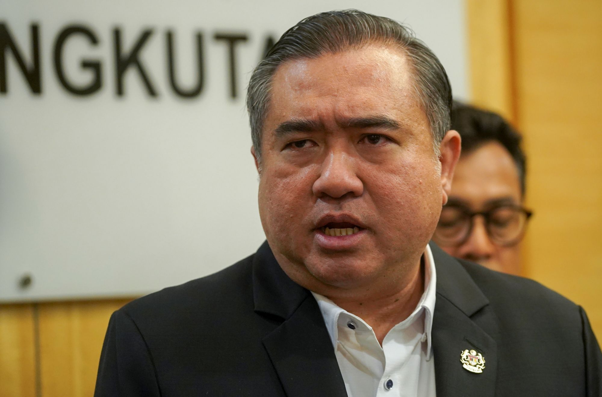 Tidak perlu menangguk di air keruh – Anthony Loke