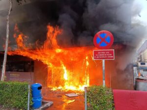 Tiga kedai di Johor Bahru musnah 95 peratus dalam kebakaran