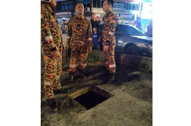 Toddler dies after falling into a manhole in Sibu