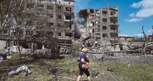 Trump plots high-risk three-way peace gamble with Putin and Zelenskyy