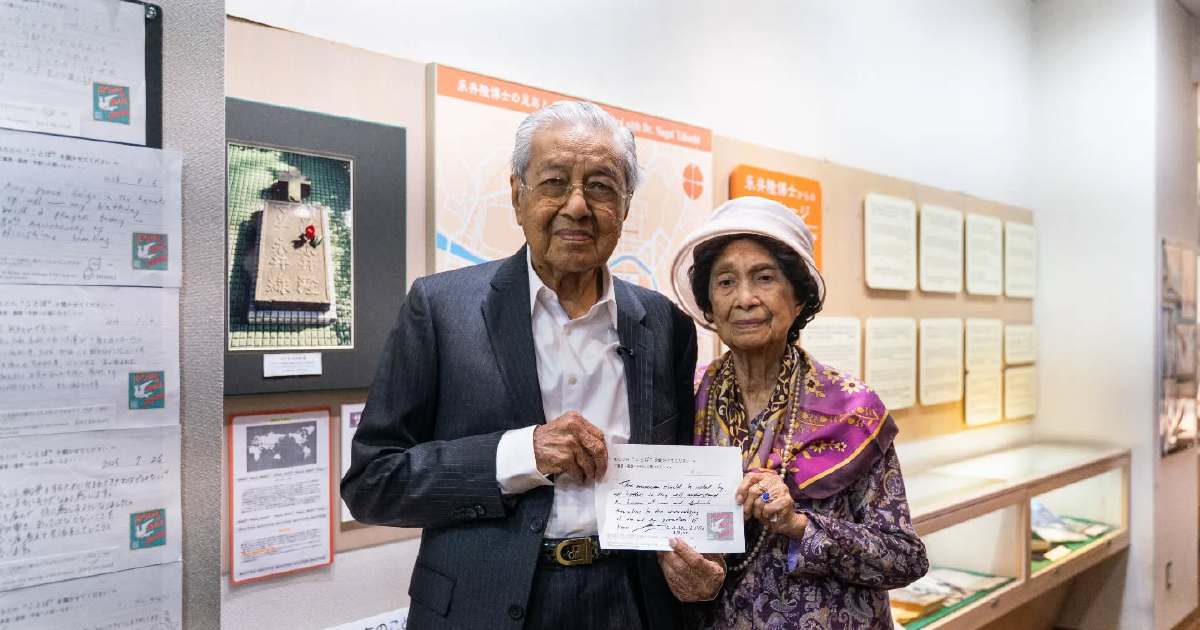 Tun M visits Nagasaki to mark 80th anniversary of atomic bombing