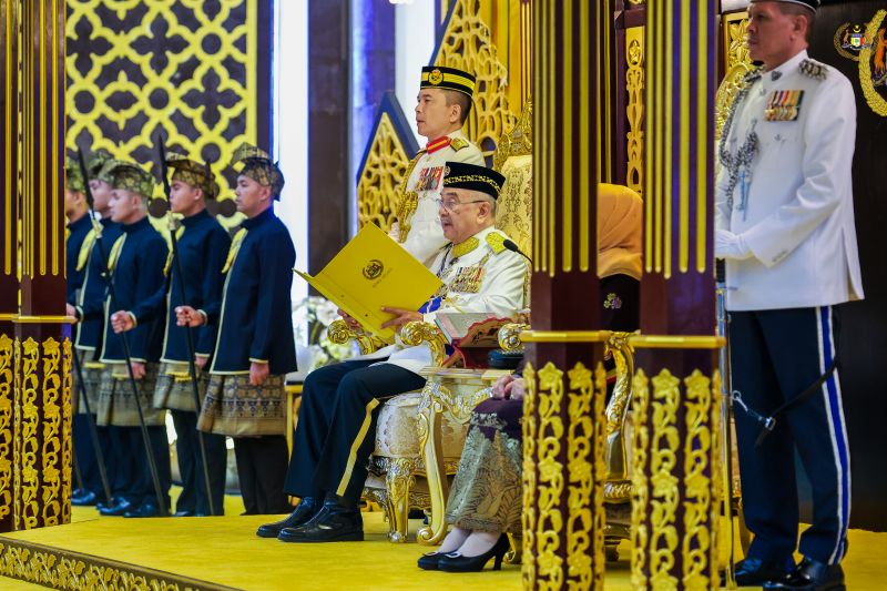 Tun Mohd. Ali ingatkan rakyat Melaka pelihara keamanan