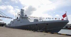 Turkey bars Israeli ships, flights from its territory