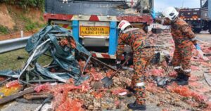 Two killed, two injured in trailer collision on North-South Expressway near Sungkai