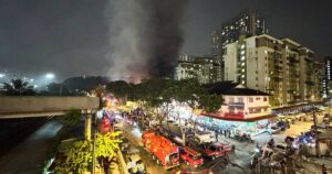 [UPDATED] Fire breaks out at shoplots in KL's Pantai Dalam