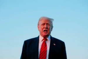 US trade deficit narrows as imports drop amid tariff tensions