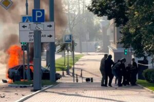 Ukraine targets Russian oil refinery, apartment block