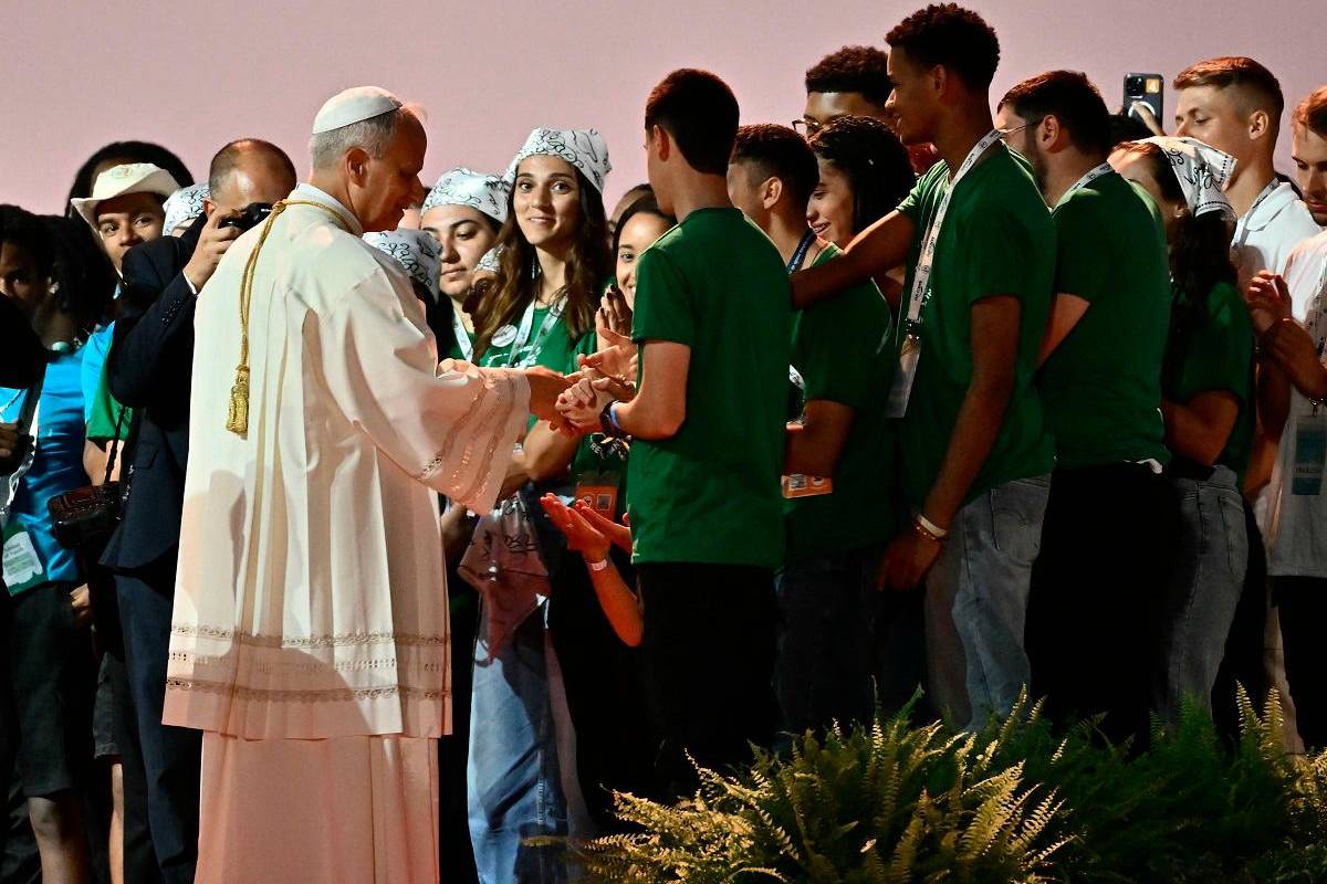 Young Catholics welcome Pope Leo XIV with rock star fervour at Rome vigil
