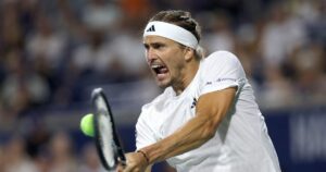 Zverev to meet Khachanov in ATP Toronto semi-finals