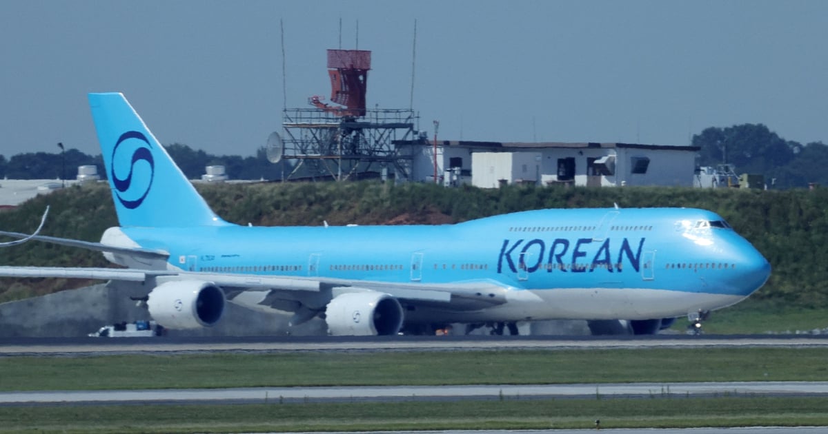 South Korean workers head home after US raid stunned ally
