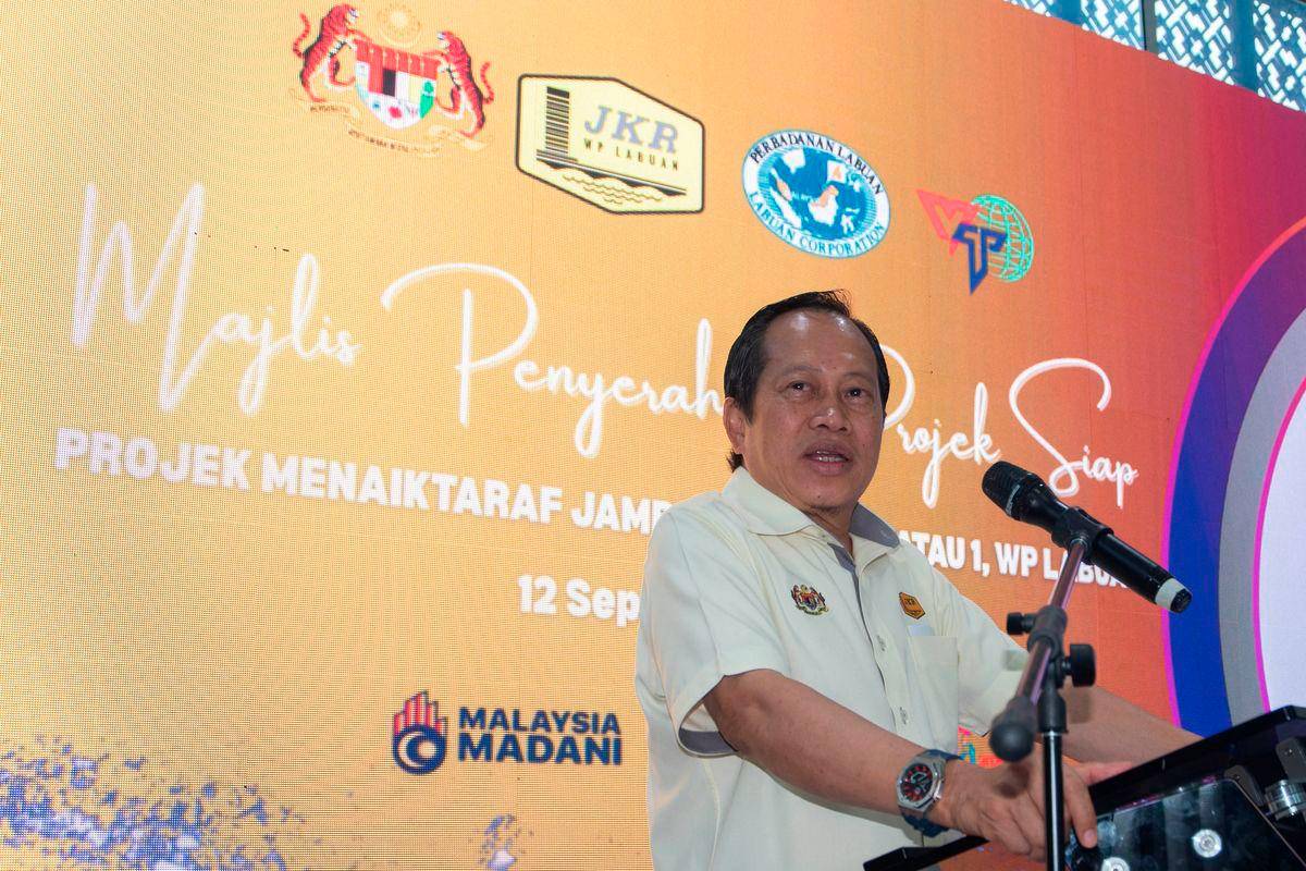 860 projek RM49.9 bilion dilaksanakan di seluruh negara, 227 ikut jadual