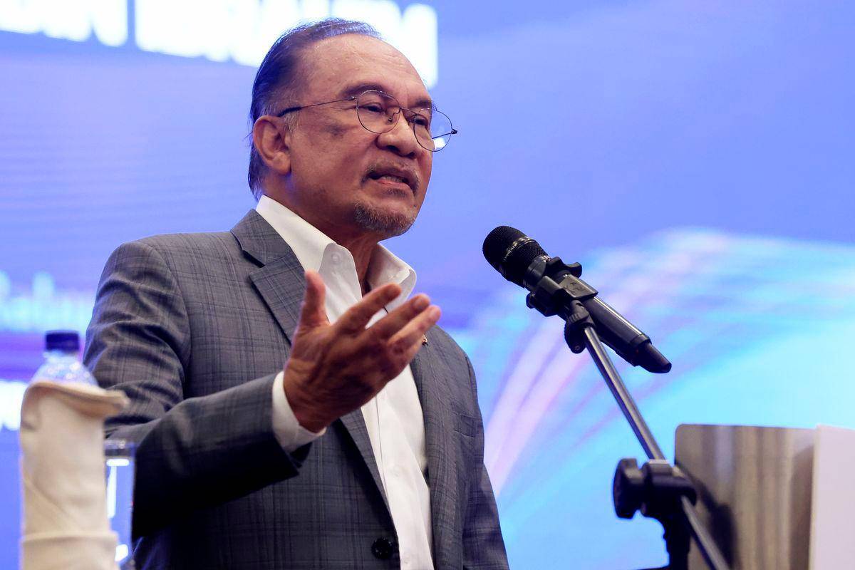 ASEAN remains peaceful region despite political changes in Thailand and Indonesia