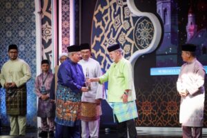 Abdul Rashid Hussain dinobat Anugerah Tokoh Perdana Maulidur Rasul 2025