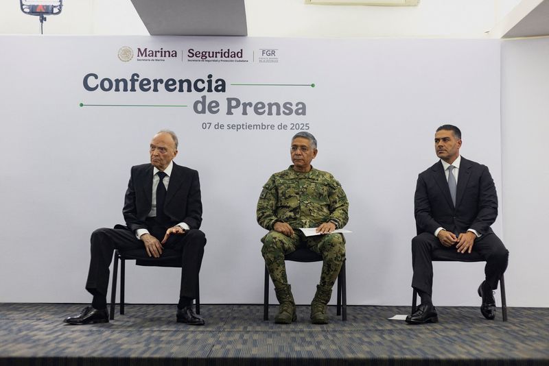 After 14 detentions, Mexico's top prosecutor vows more actions against fuel crimes