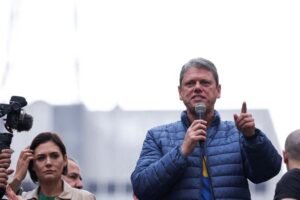 Analysis-As trial of Brazil's Bolsonaro winds up, likely heir to right-wing coalition emerges