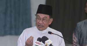 Anwar: PH not under pressure in talks with BN and GRS
