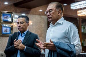 Anwar calls for global unity to defend dignity and end violence